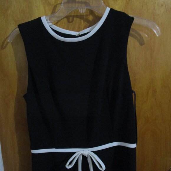 NWT Tommy Hilfiger Women's Sz 2 Tie-Waist Scuba Crepe Dress (Black & Cream) - Picture 5 of 8